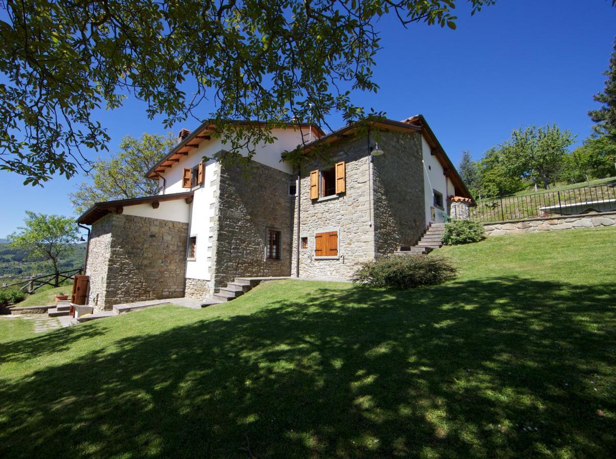 La Scatolaia Villa Stia Luaran gambar